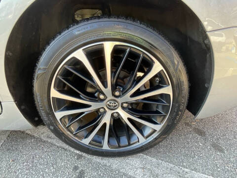 2019 Toyota Camry SE