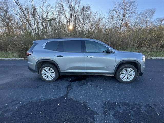 2024 GMC Acadia Elevation