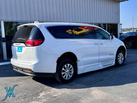 2018 Chrysler Pacifica Touring Plus