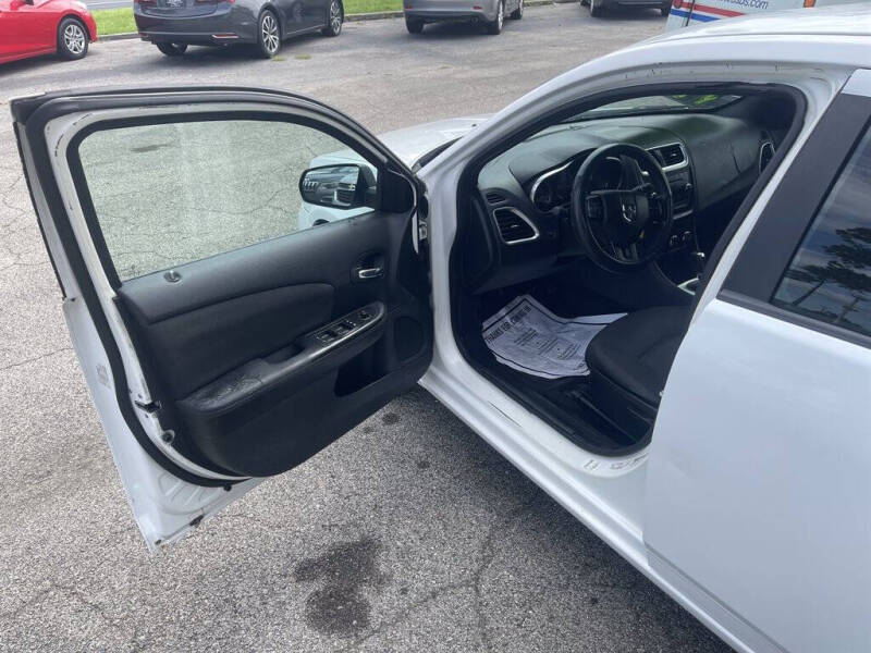 2013 Dodge Avenger SE