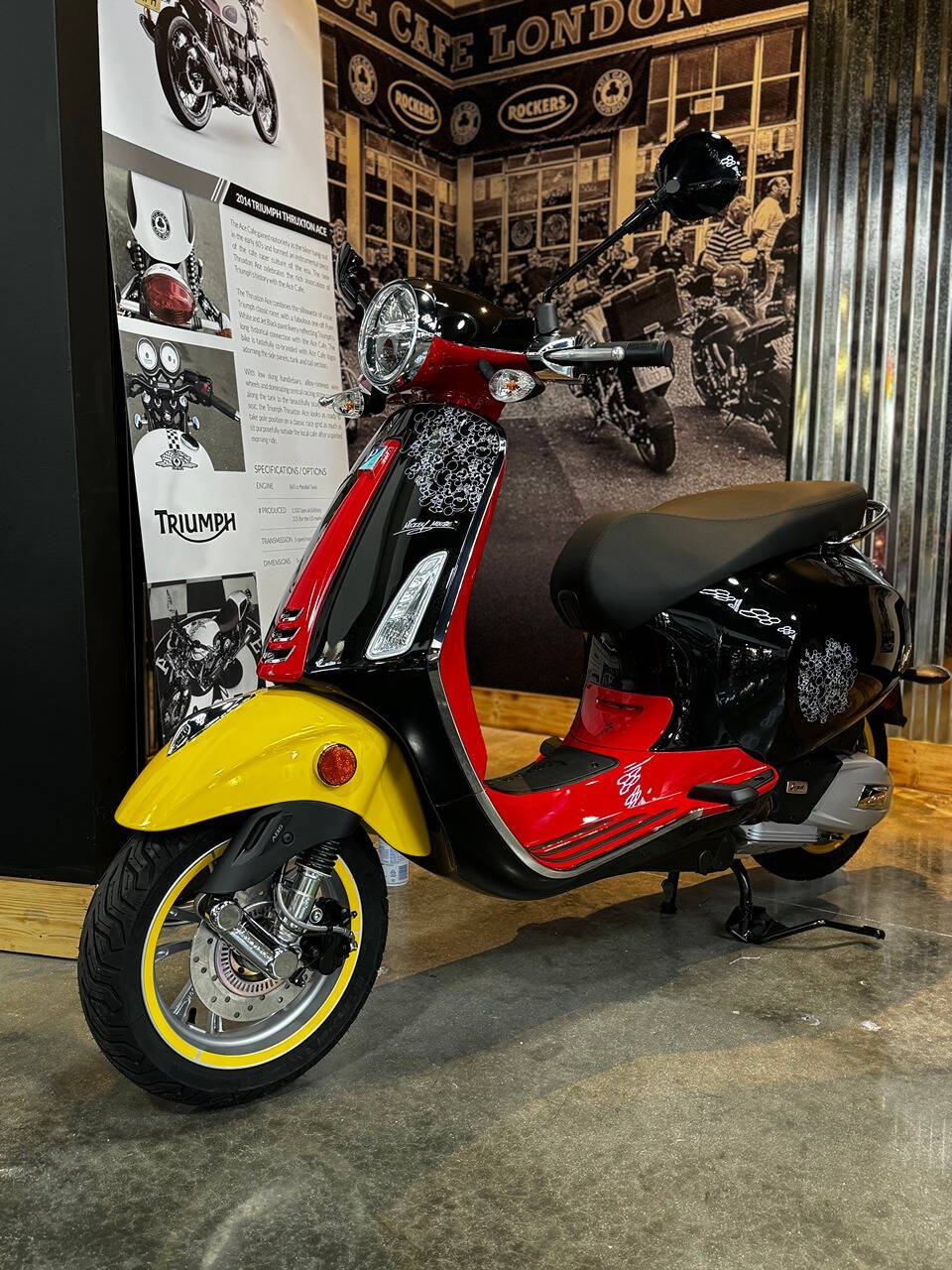 2023 Vespa PRIMAVERA DISNEY MICKEY MOUSE 150 for sale at TEXAS MOTORS POWERSPORT in ORLANDO, FL