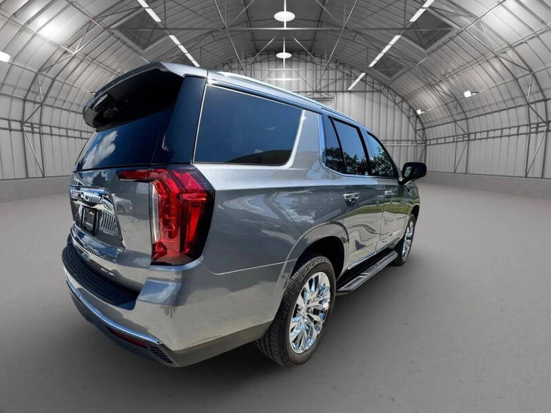 2022 GMC Yukon SLT