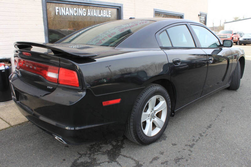 2014 Dodge Charger SXT Plus