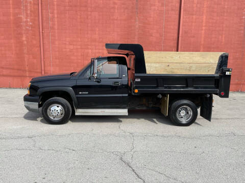 2005 Chevrolet Silverado 3500 for sale at ELIZABETH AUTO SALES in Elizabeth PA