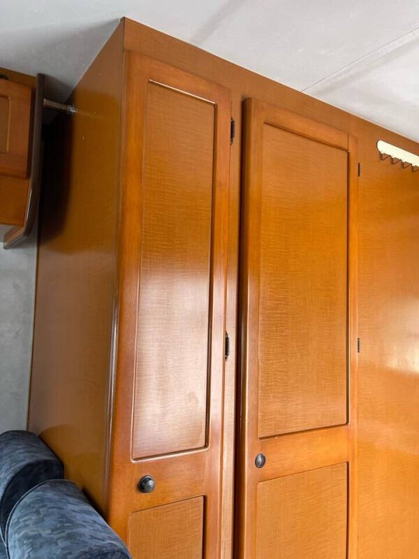 1997 Isuzu Elf Camper