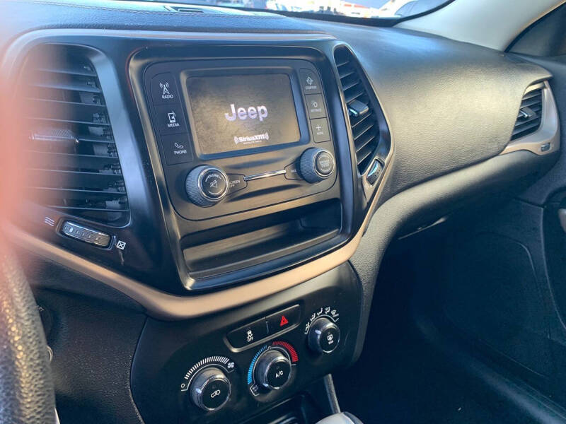 2018 Jeep Cherokee Latitude