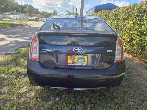 2015 Toyota Prius Two