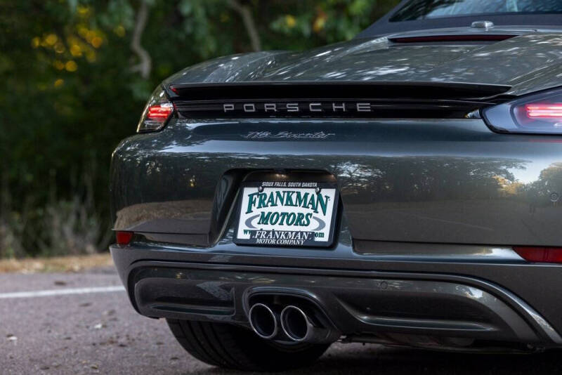 2021 Porsche 718 Boxster