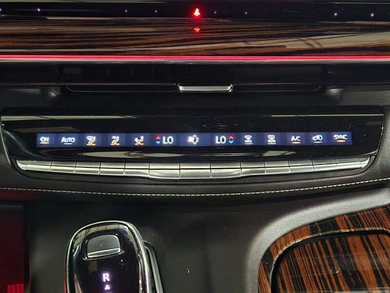 2022 Cadillac Escalade Luxury