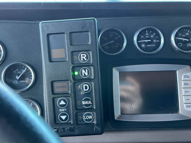 2010 Peterbilt 384