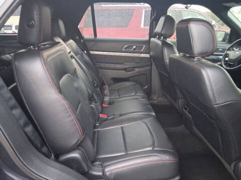 2017 Ford Explorer Sport