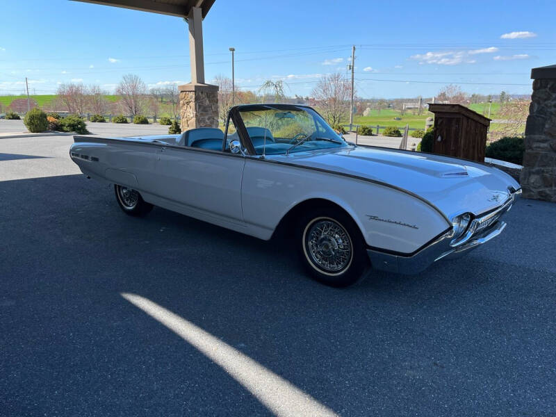 1962 Ford Thunderbird