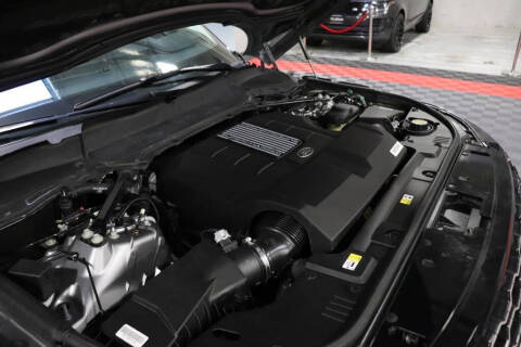 2020 Land Rover Range Rover P525 HSE