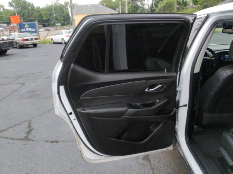2020 Chevrolet Traverse LT Leather