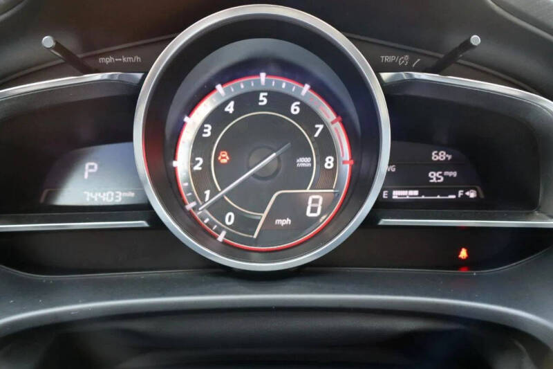 2016 Mazda MAZDA3 s Grand Touring