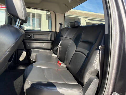 2017 RAM 1500 Express