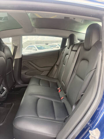 2019 Tesla Model 3 Standard Range