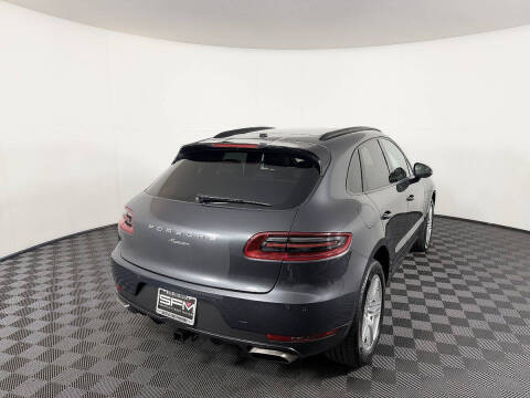 2017 Porsche Macan