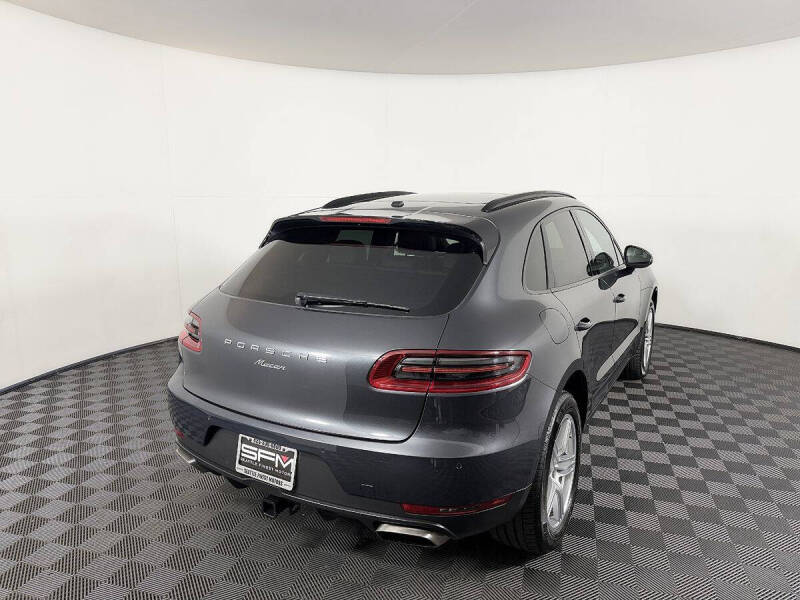2017 Porsche Macan