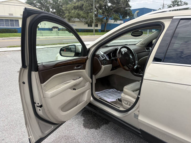 2010 Cadillac SRX Luxury Collection