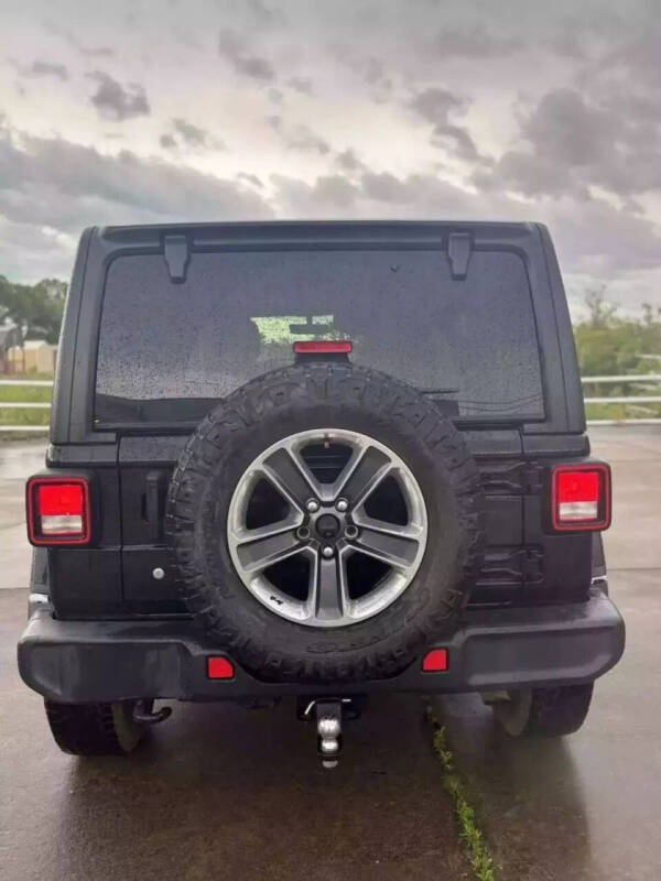 Image 5 of 2018 Jeep Wrangler Unlimited