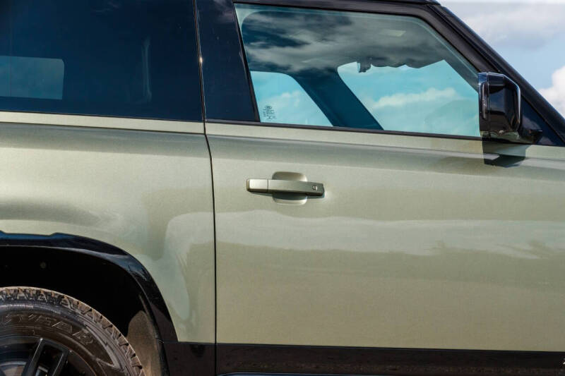 2021 Land Rover Defender 90 X-Dynamic S