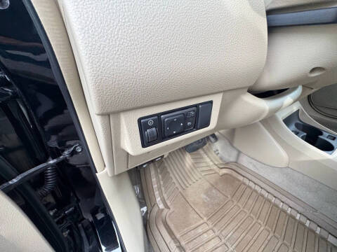 2009 Nissan Versa 1.8 S