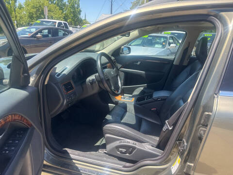 2009 Volvo V70 3.2