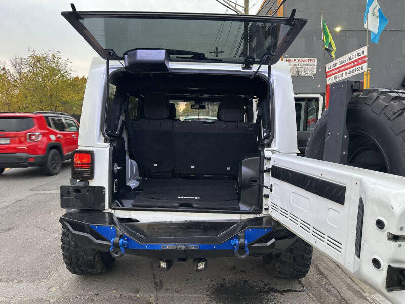 2014 Jeep Wrangler Unlimited Sahara