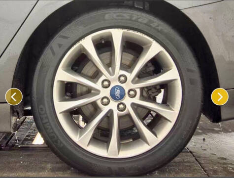 2017 Ford Fusion Hybrid SE