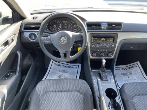 2013 Volkswagen Passat S PZEV