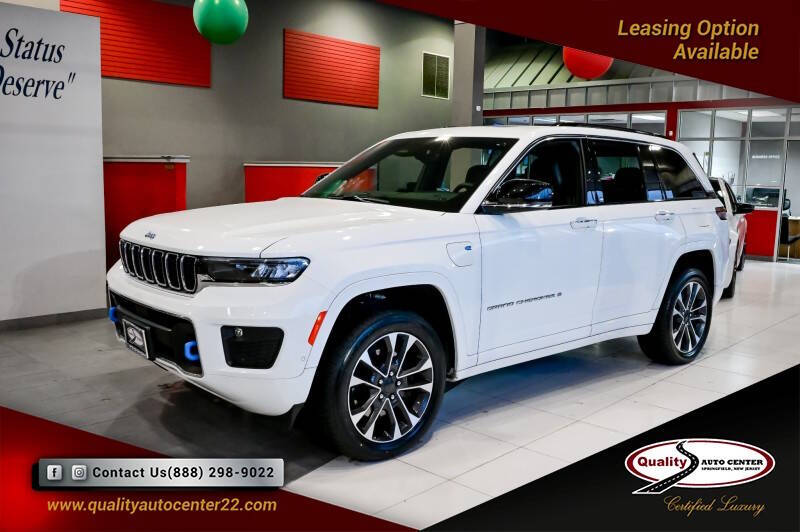 2022 Jeep Grand Cherokee Overland 4xe's photo