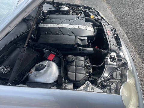 2004 Mercedes-Benz C-Class C 240 4MATIC