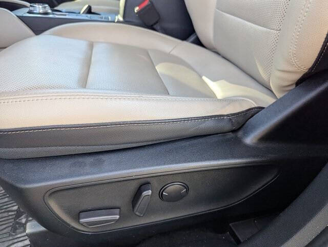 2021 Ford Escape Hybrid SEL