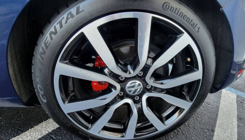 2012 Volkswagen GTI Base PZEV