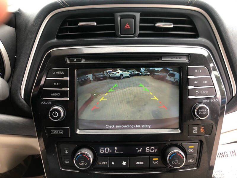 2017 Nissan Maxima 3.5 SV