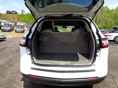 2017 Chevrolet Traverse LT