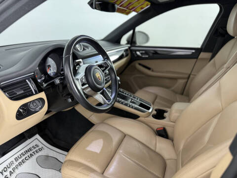 2020 Porsche Macan S