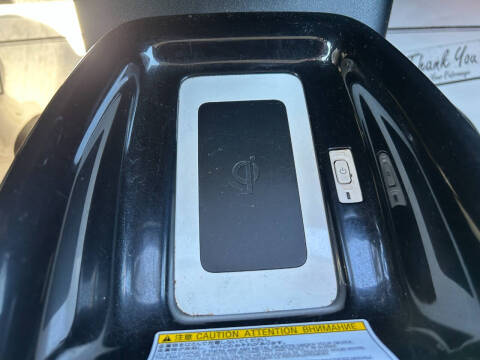 2016 Toyota Prius Three