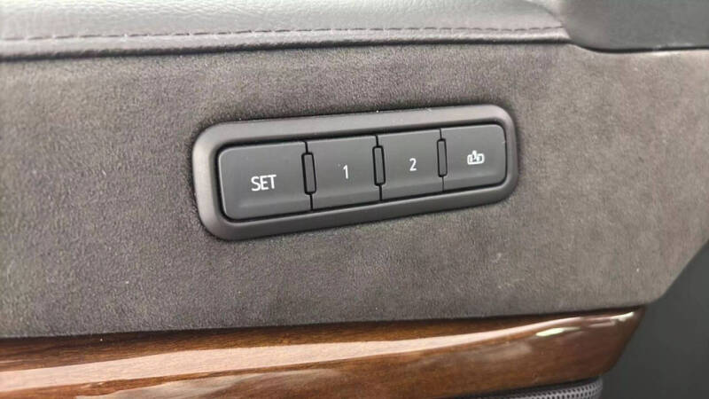 2020 Cadillac Escalade Premium Luxury