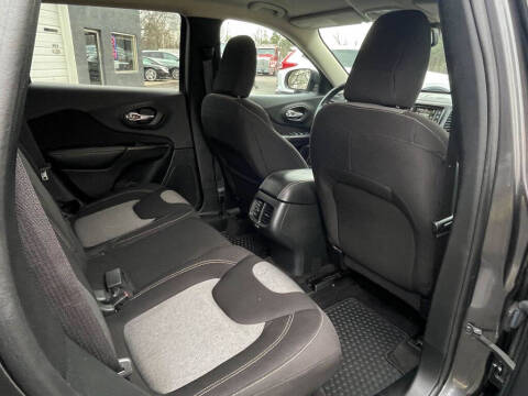 2016 Jeep Cherokee Sport Altitude