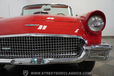 1957 Ford Thunderbird