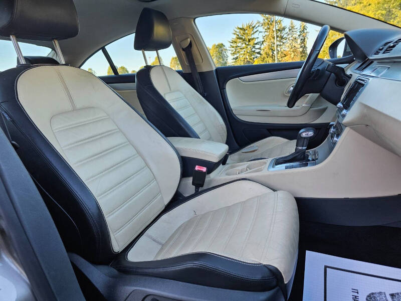 2009 Volkswagen CC VR6 4Motion