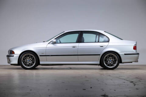 2002 BMW M5