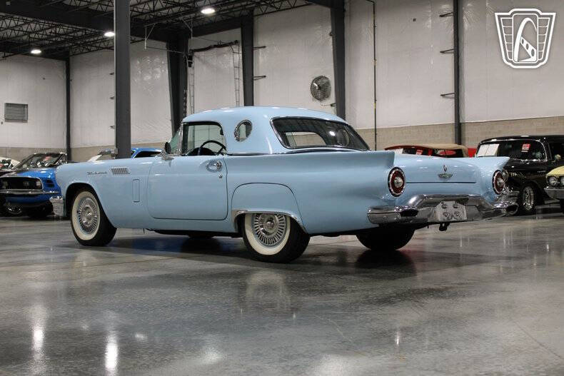 1957 Ford Thunderbird