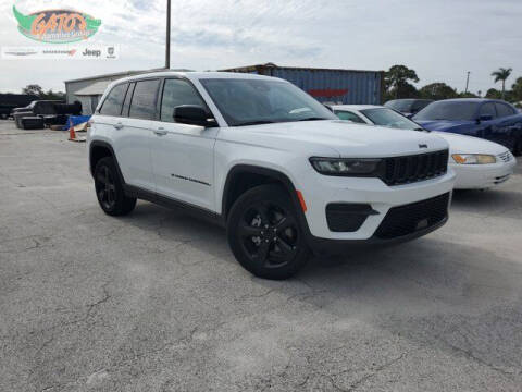 2023 Jeep Grand Cherokee for sale at GATOR'S IMPORT SUPERSTORE in Melbourne FL