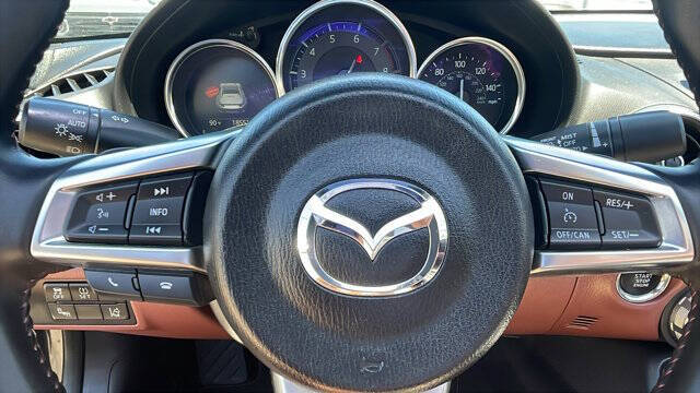 2017 Mazda MX-5 Miata RF Launch Edition SV