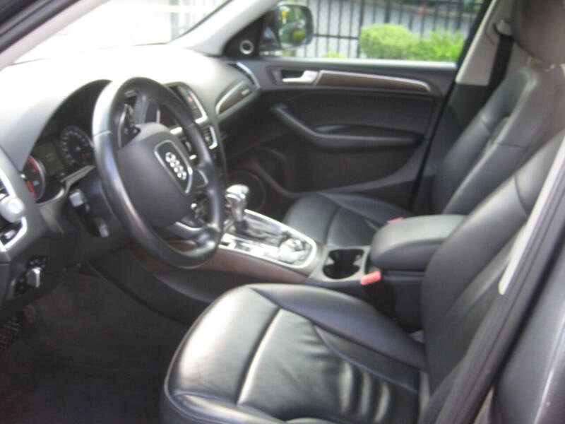 2017 Audi Q5 2.0T quattro Premium Plus