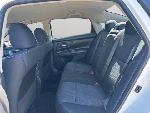 2017 Nissan Altima 2.5 SV