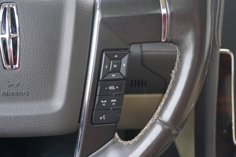 2015 Lincoln Navigator Base - Photo 25